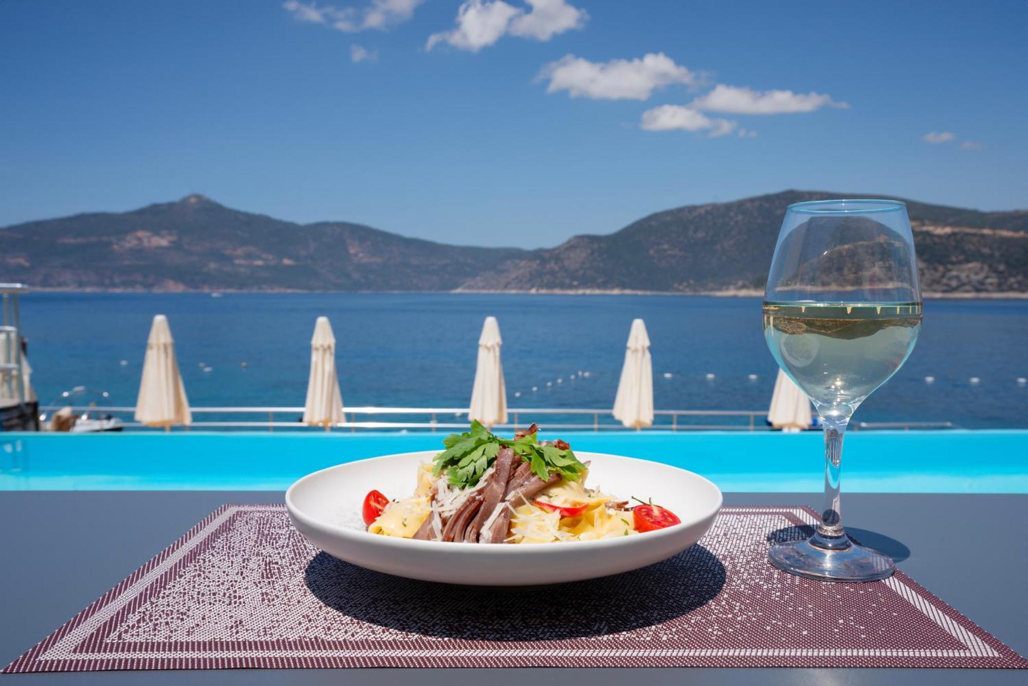 Greenbeach Hotel Kalkan Exterior photo