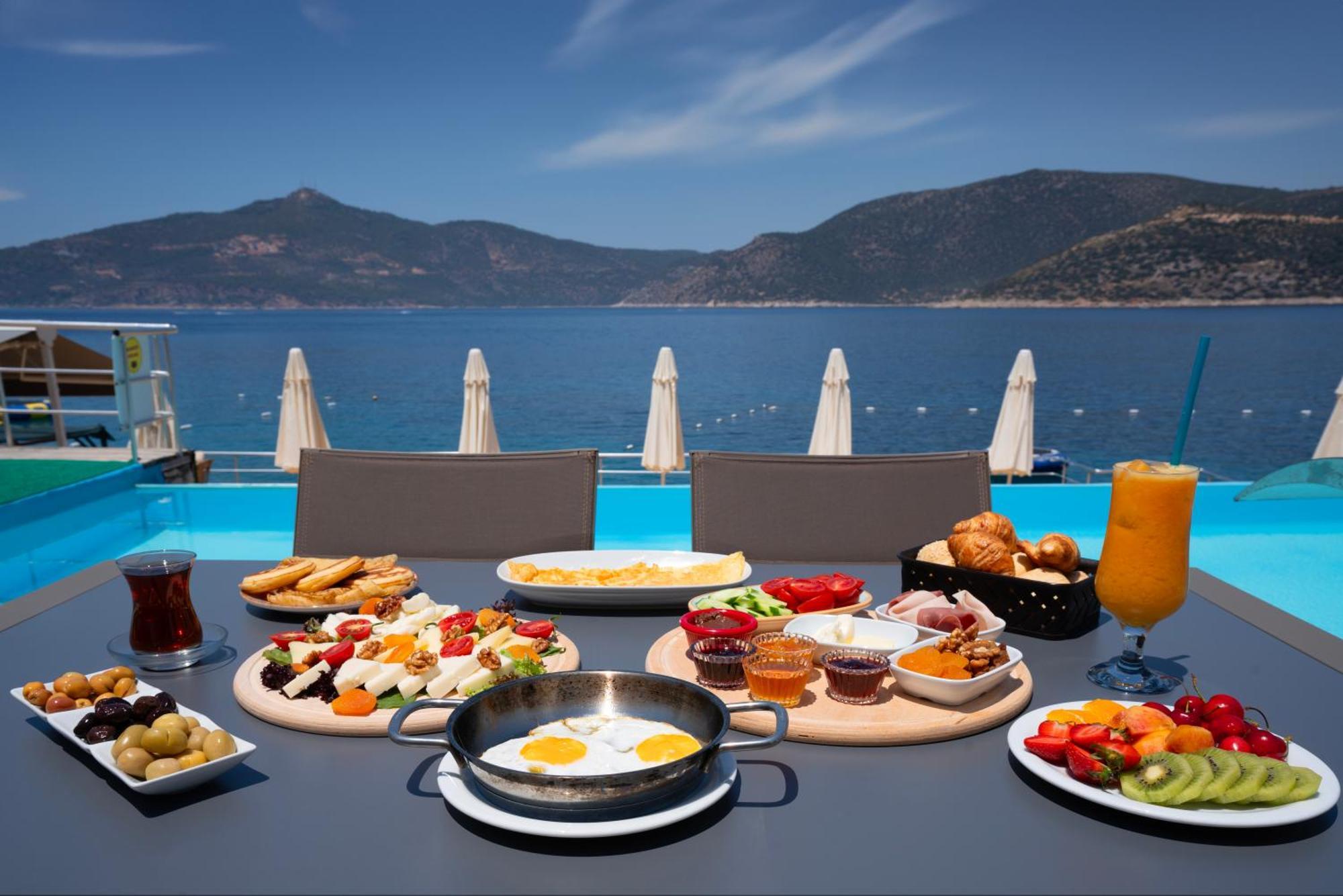 Greenbeach Hotel Kalkan Exterior photo